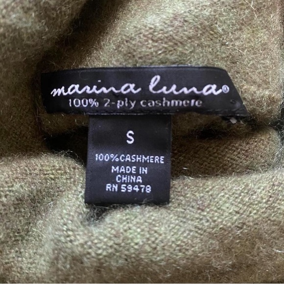 100% Cashmere 90’s Forest Green Turtleneck Sweater - Picture 4 of 4